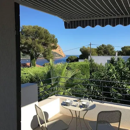 Calanques, 2 Pieces Grande Terrasse Vue * Cassis