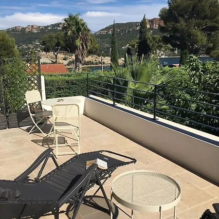 Calanques, 2 Pieces Grande Terrasse Vue Διαμέρισμα Κασί